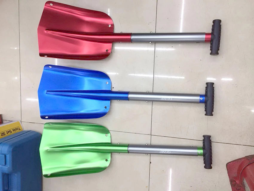 Foldable Emergency Snow Shovel with Extendable Aluminum Handle – Lightweight for Car, Camping, & Outdoor Use